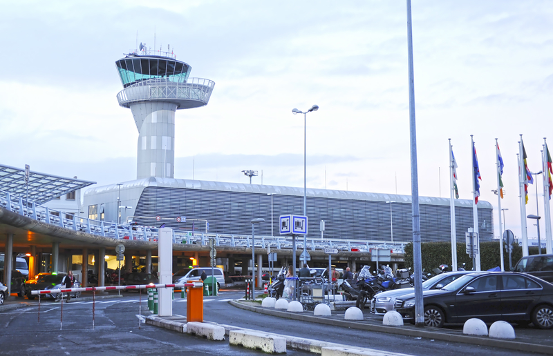 Bordeaux Airport is a hub for Air France, Volotea and EasyJet. 